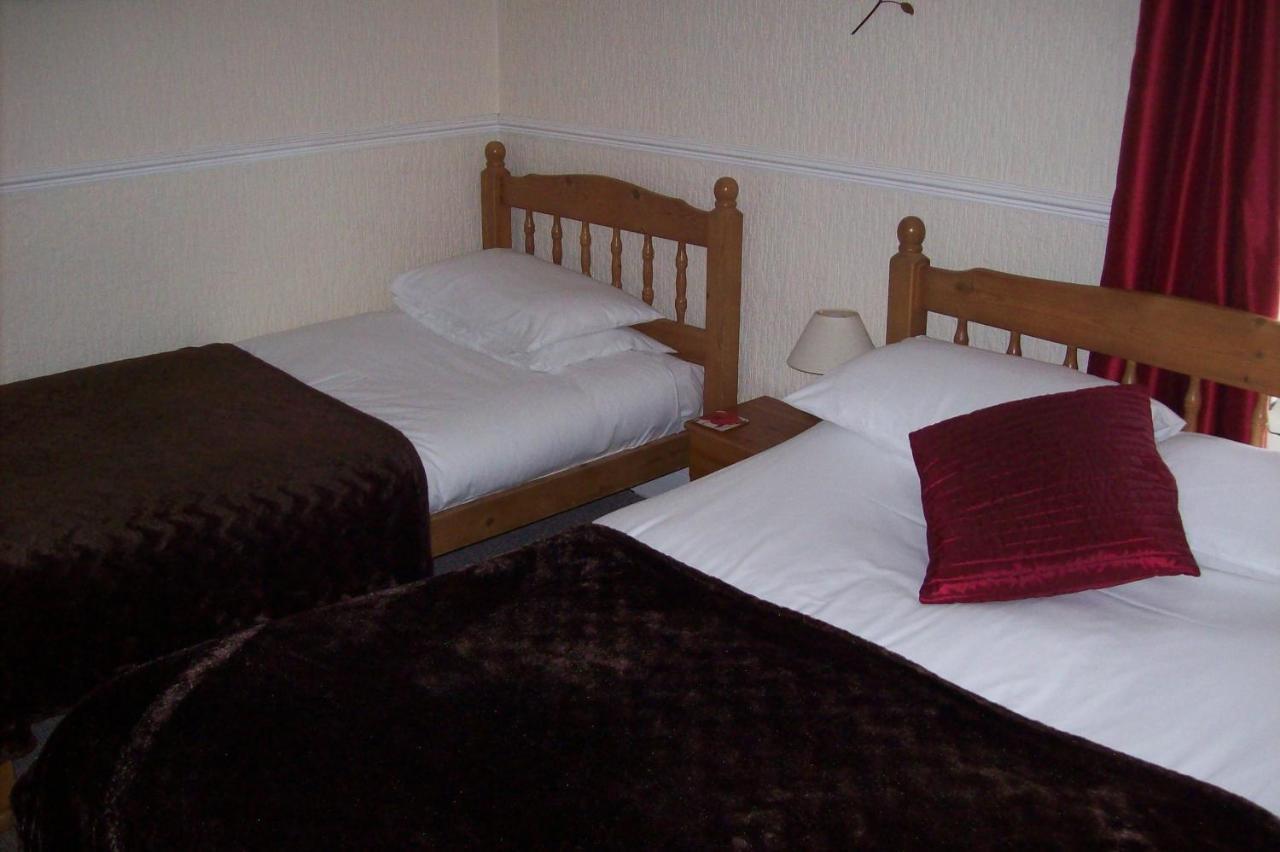 Avalon Guest Accommodation Great Yarmouth Exteriör bild