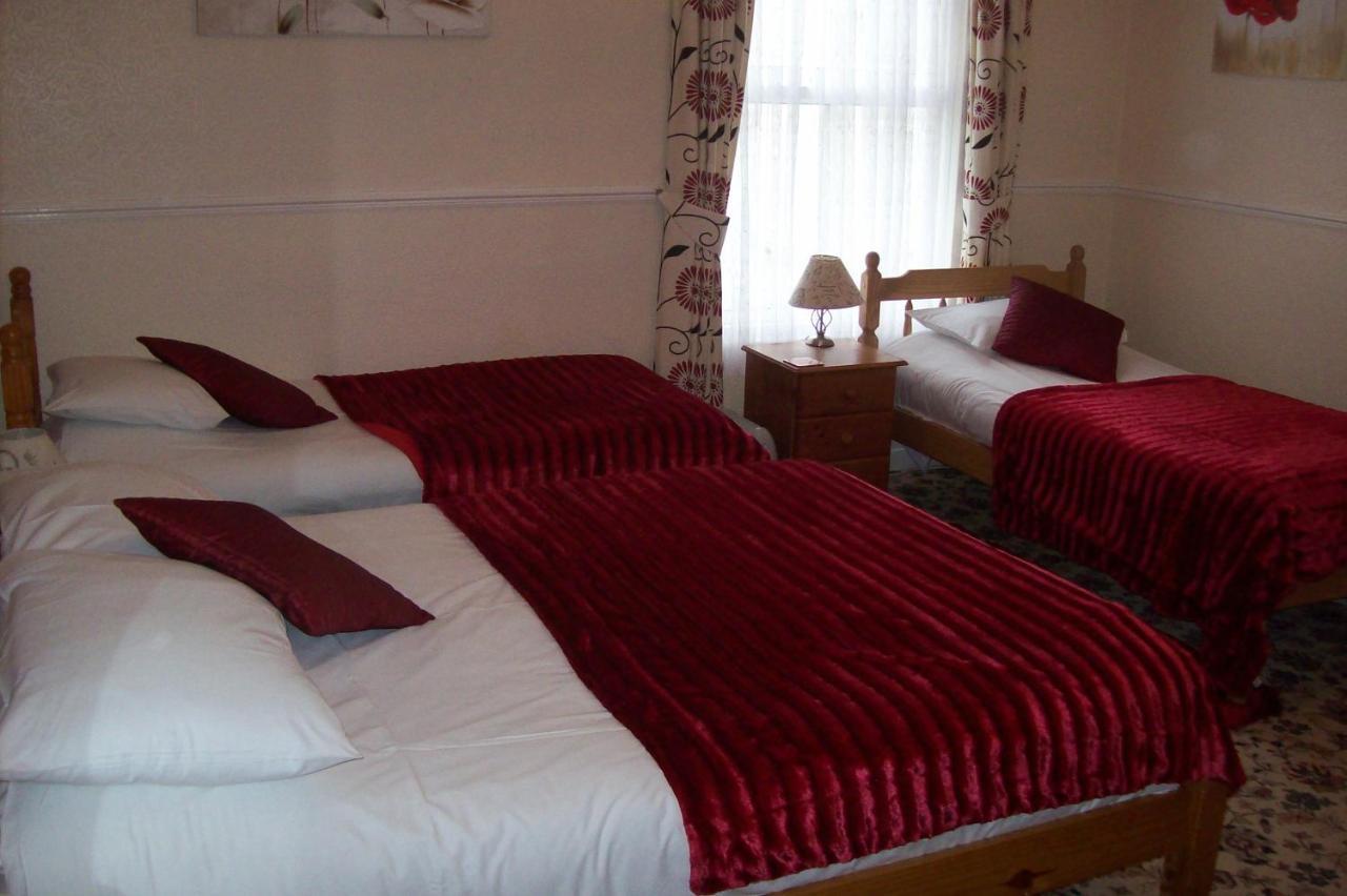 Avalon Guest Accommodation Great Yarmouth Exteriör bild