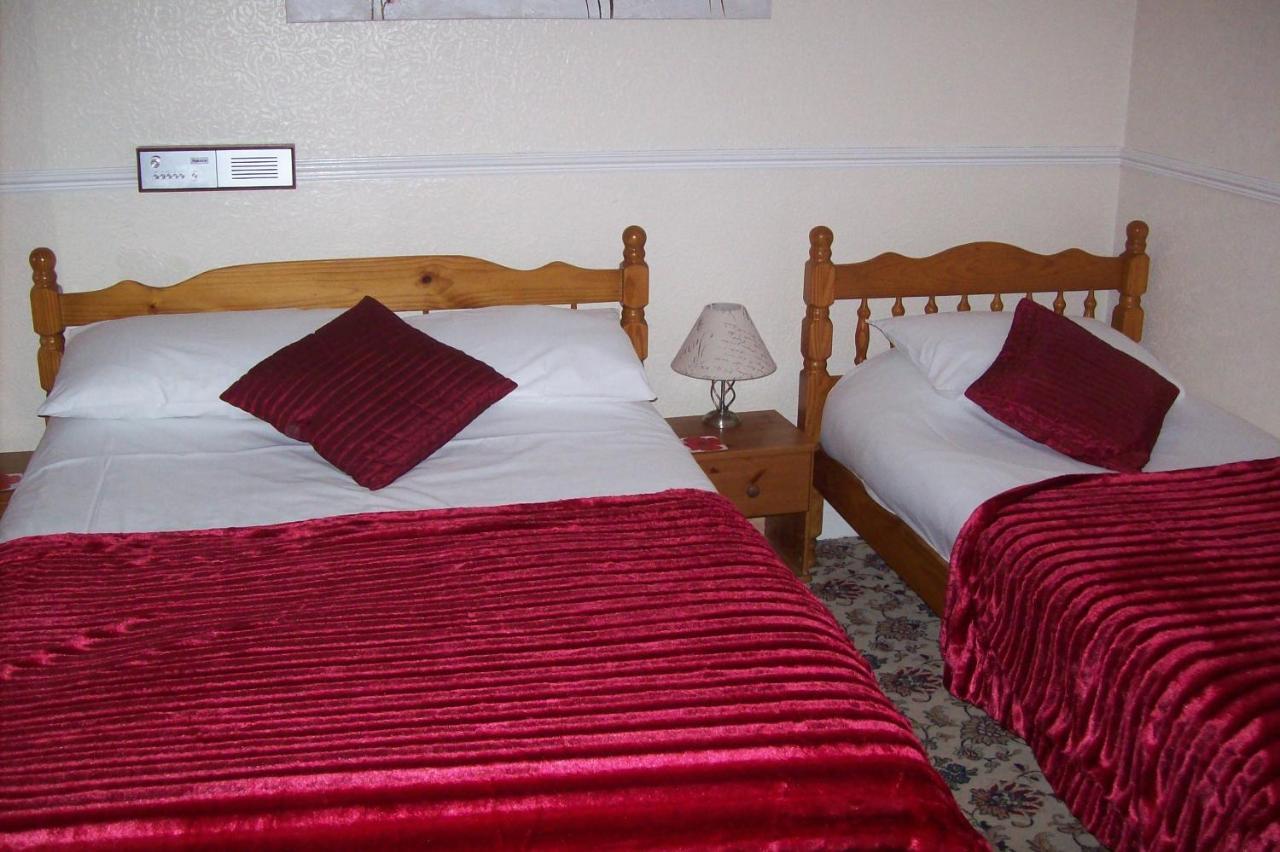 Avalon Guest Accommodation Great Yarmouth Exteriör bild